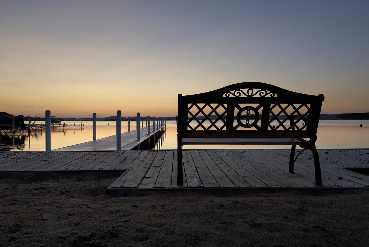 Dunes Waterfront Resort เมียรส์ ภายนอก รูปภาพ